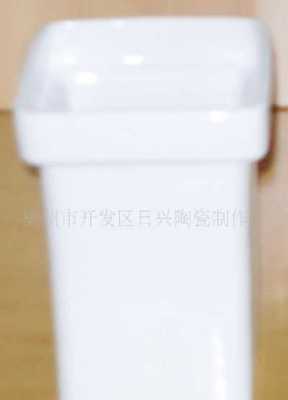 坤然二元店批发配货 小珠玻璃烟灰缸 玻璃制品批发采图片 - 